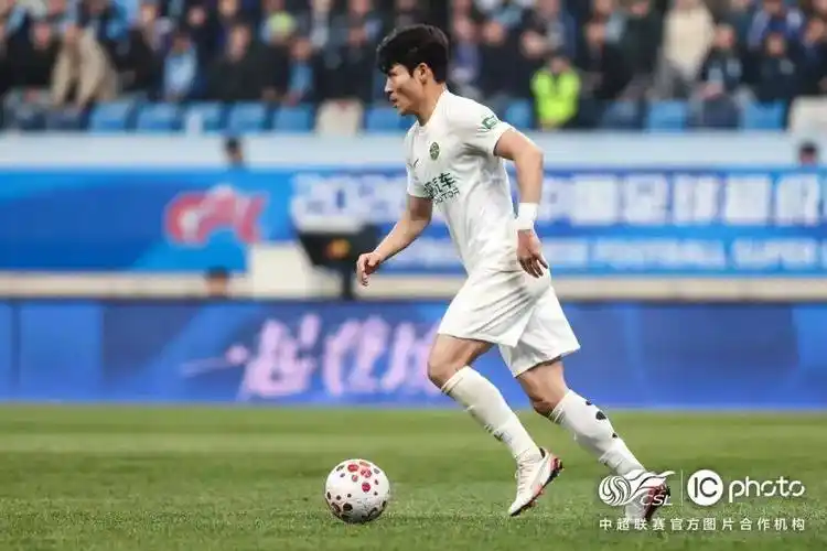 上海久事 VS 浙江稠州金租